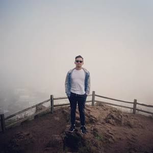 Meet your Posher, Denzel